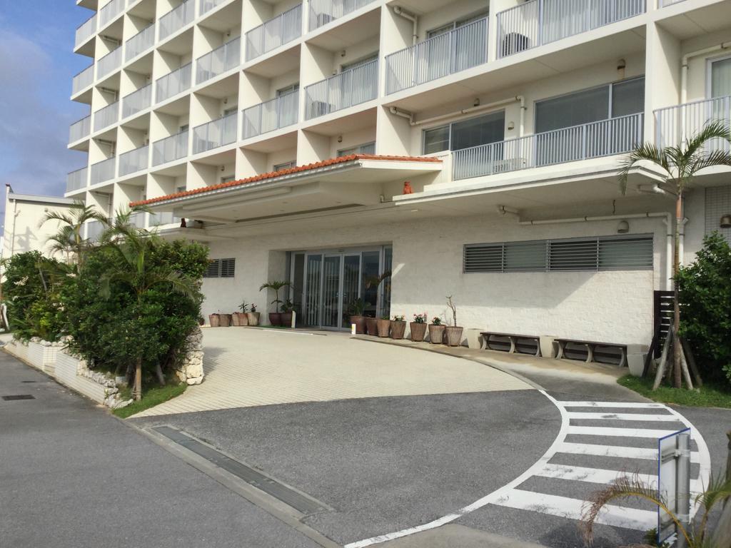 Tomigusuku Hotel Gran View Garden Okinawa מראה חיצוני תמונה