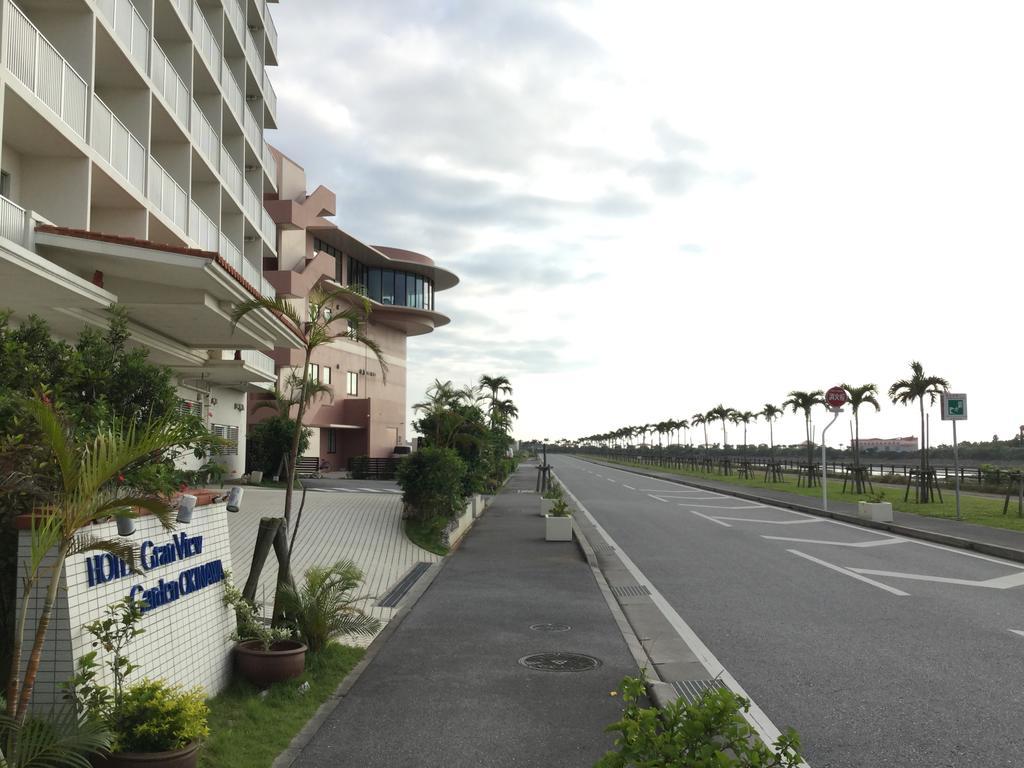 Tomigusuku Hotel Gran View Garden Okinawa מראה חיצוני תמונה