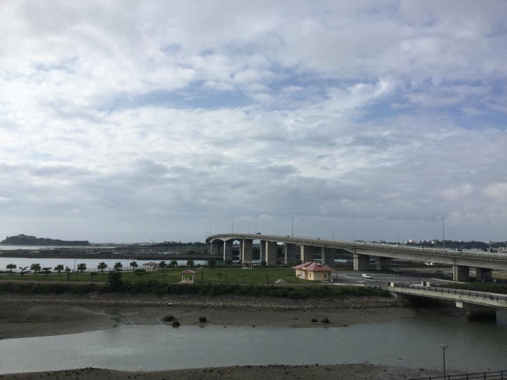 Tomigusuku Hotel Gran View Garden Okinawa מראה חיצוני תמונה