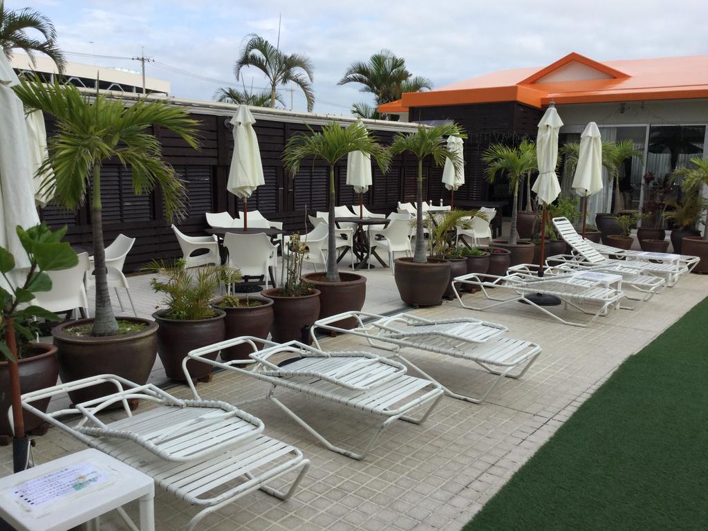 Tomigusuku Hotel Gran View Garden Okinawa מראה חיצוני תמונה