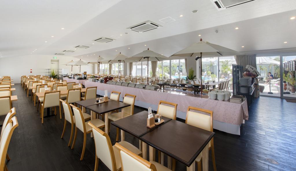 Tomigusuku Hotel Gran View Garden Okinawa מראה חיצוני תמונה