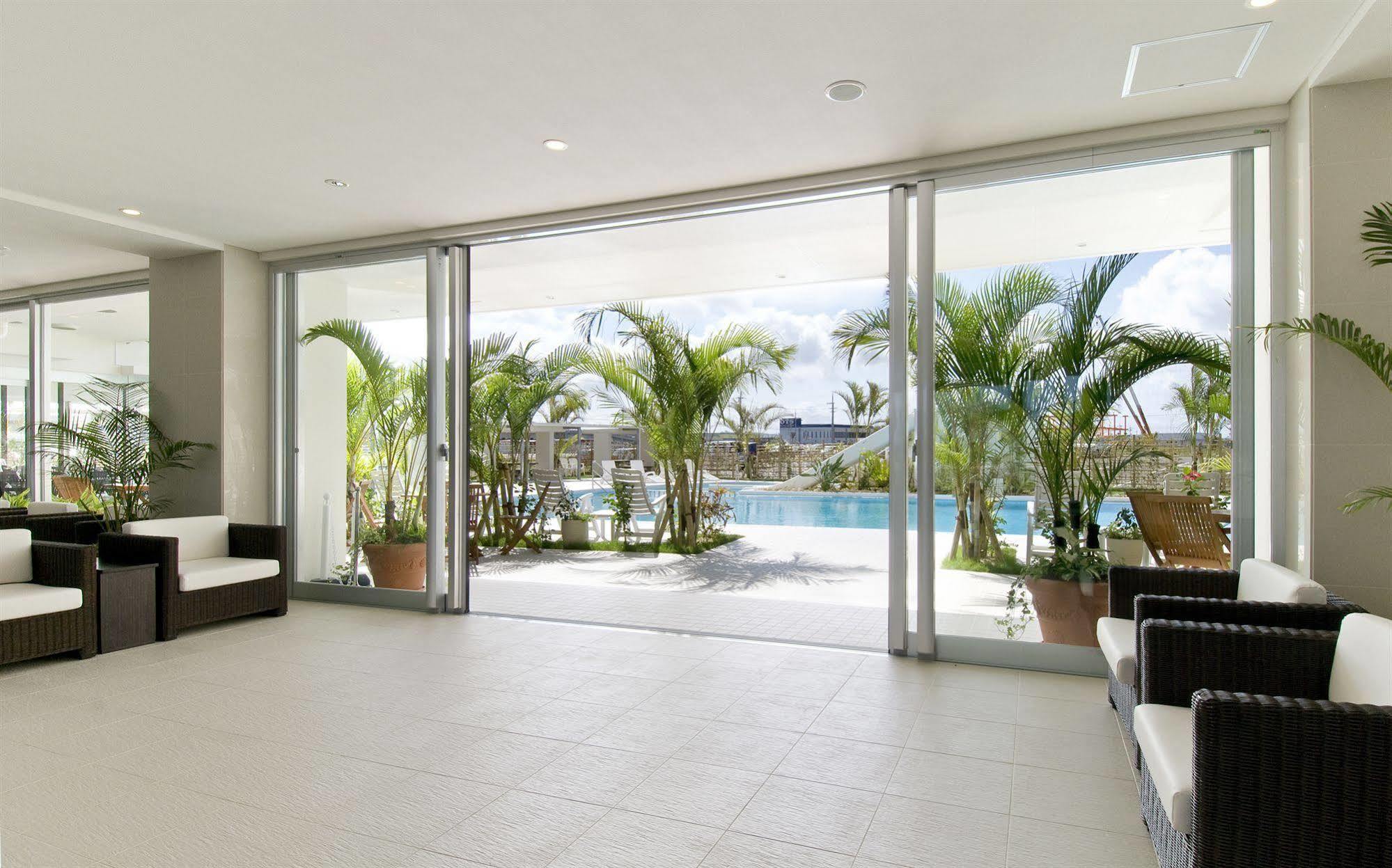 Tomigusuku Hotel Gran View Garden Okinawa מראה חיצוני תמונה